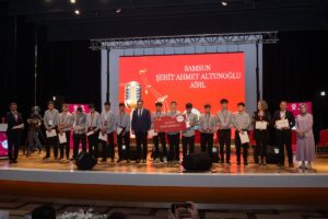 ANKARA (AA) – "Genç Sesler Medeniyet Ezgileri Musiki Yarışması"nın ödül