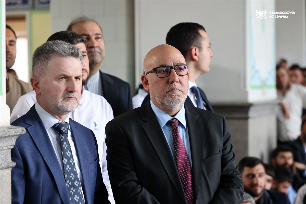 Gürcistan Başbakanı Kobakhidze, Tiflis Cuma Camisi'nden Müslümanların Kurban Bayramı'nı kutladı