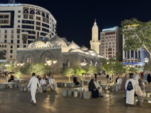 MEDİNE (AA) – Mekke'de hac vazifesini tamamlayarak Kabe'ye veda eden