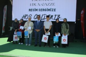 HATAY (AA) – Hatay'ın Defne ilçesinde "1 Söz, 1 Göz,