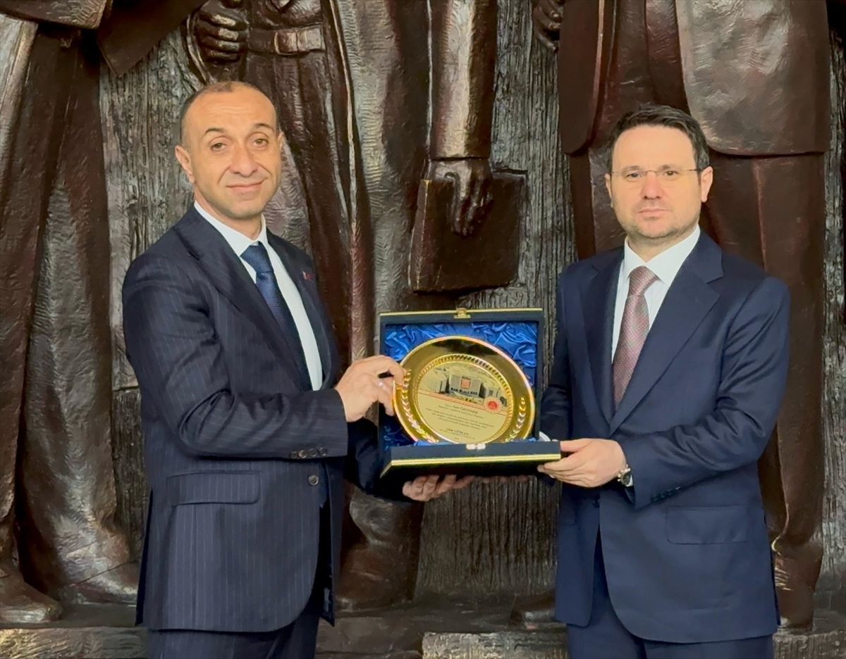 HSK üyeliğine atanan Sait Özdemir'e İstanbul Adliyesi'nde veda töreni