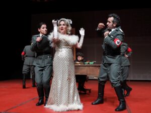 İSTANBUL (AA) – İstanbul Büyükşehir Belediyesi (İBB) Şehir Tiyatrolarının "Yaşamak