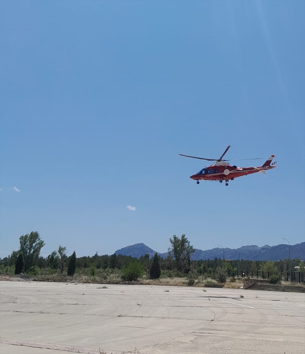 İş yerinde kalp krizi geçiren kişi hava ambulansıyla Konya'ya sevk edildi