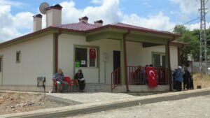 GAZİANTEP (AA) – Gaziantep'in İslahiye ilçesinde, Kahramanmaraş merkezli 6 Şubat