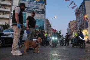 İSTANBUL (AA) – İstanbul Emniyet Müdürü Selami Yıldız, Ümraniye'deki geniş