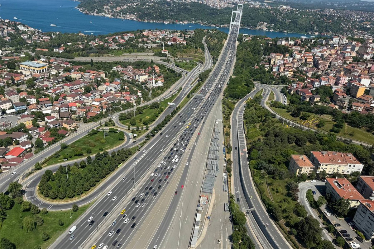 İstanbul'da Kurban Bayramı öncesi havadan trafik denetimi