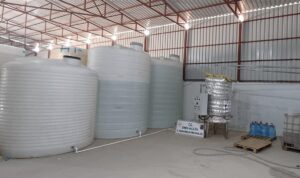 İZMİR (AA) – İzmir'de yasa dışı faaliyet gösteren tesiste kaçak