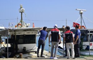 İZMİR (AA) – İzmir'in Güzelbahçe ilçesinde, balıkçı barınakları ve perakende