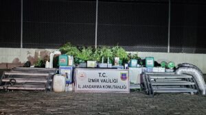 İZMİR (AA) – İzmir'in Seferihisar ilçesinde uyuşturucu operasyonunda yakalanan zanlı