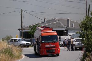 İZMİR (AA) – İzmir'in Menderes ve Seferihisar ilçeleri sınırlarında çıkan