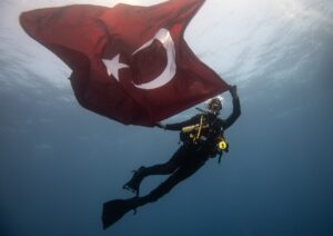 İZMİR (AA) – İzmir İl Jandarma Komutanlığı Sualtı Arama Kurtarma