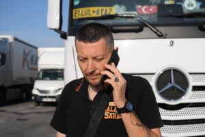 EDİRNE (AA) – Edirne'de, Kapıkule Sınır Kapısı'ndaki tır parklarında çıkış