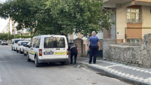 KAYSERİ (AA) – Kayseri'nin Kocasinan ilçesinde alkollü 2 arkadaş birbirini