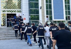 KIRŞEHİR (AA) – Kırşehir'de düzenlenen operasyonda "galericilik faaliyeti" adı altında