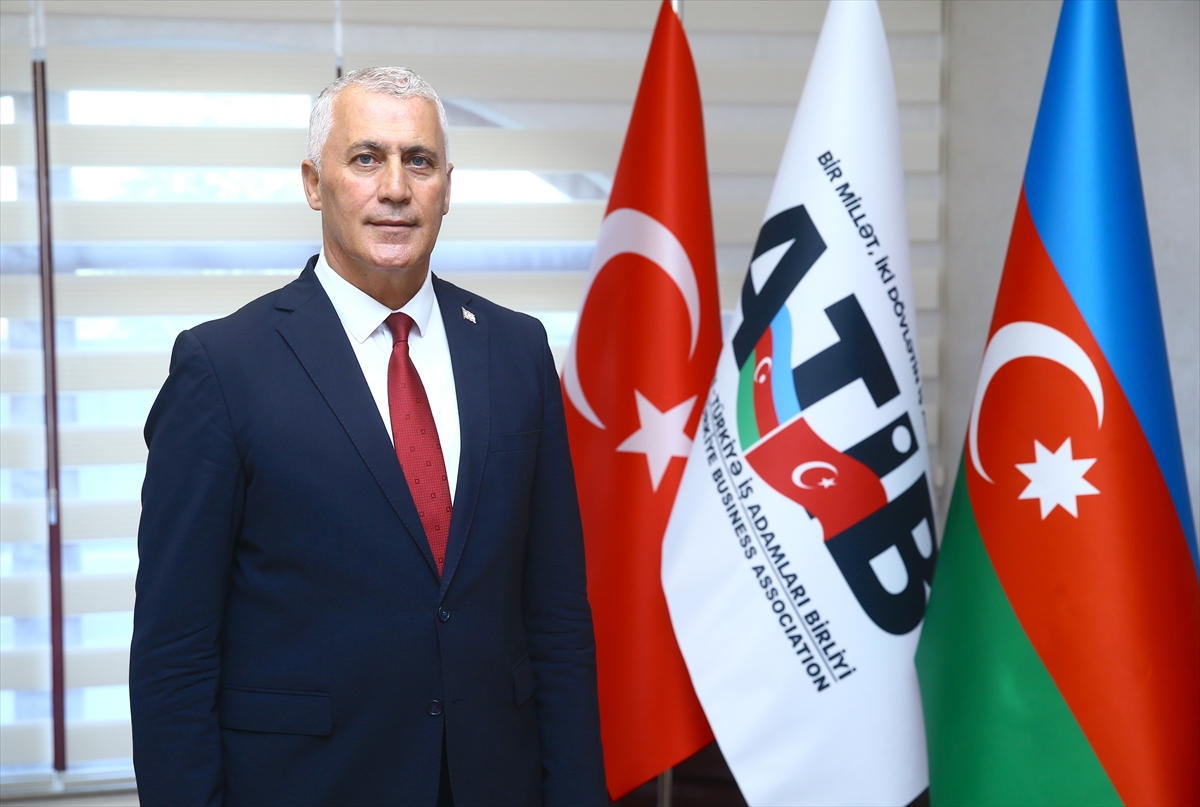 KKTC Ekonomi ve Enerji Bakanı Amcaoğlu, Azerbaycan'da iş insanlarıyla buluştu