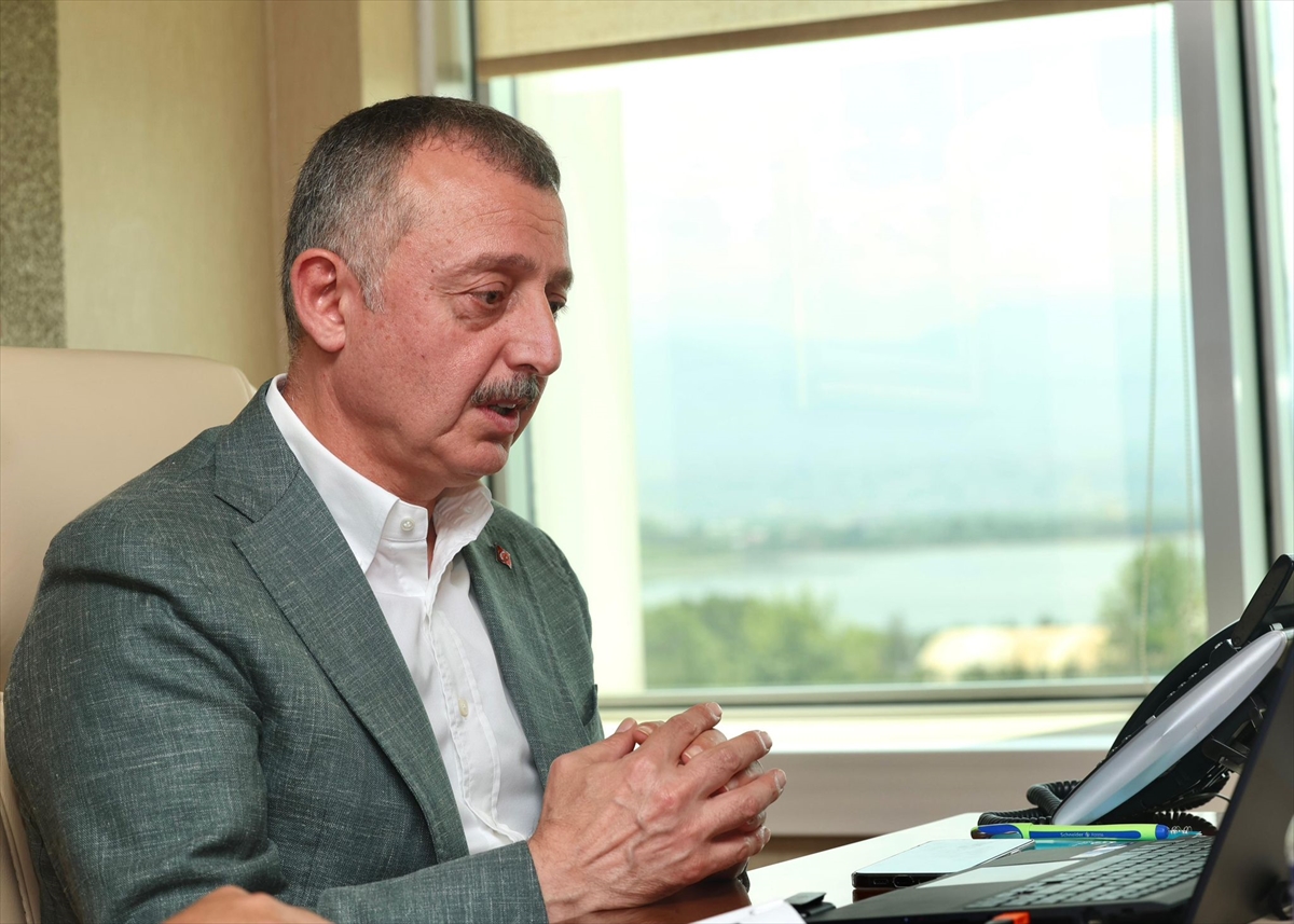 Kocaeli Büyükşehir Belediye Başkanı Büyükakın, Gazze Belediye Başkanı ile görüntülü görüştü