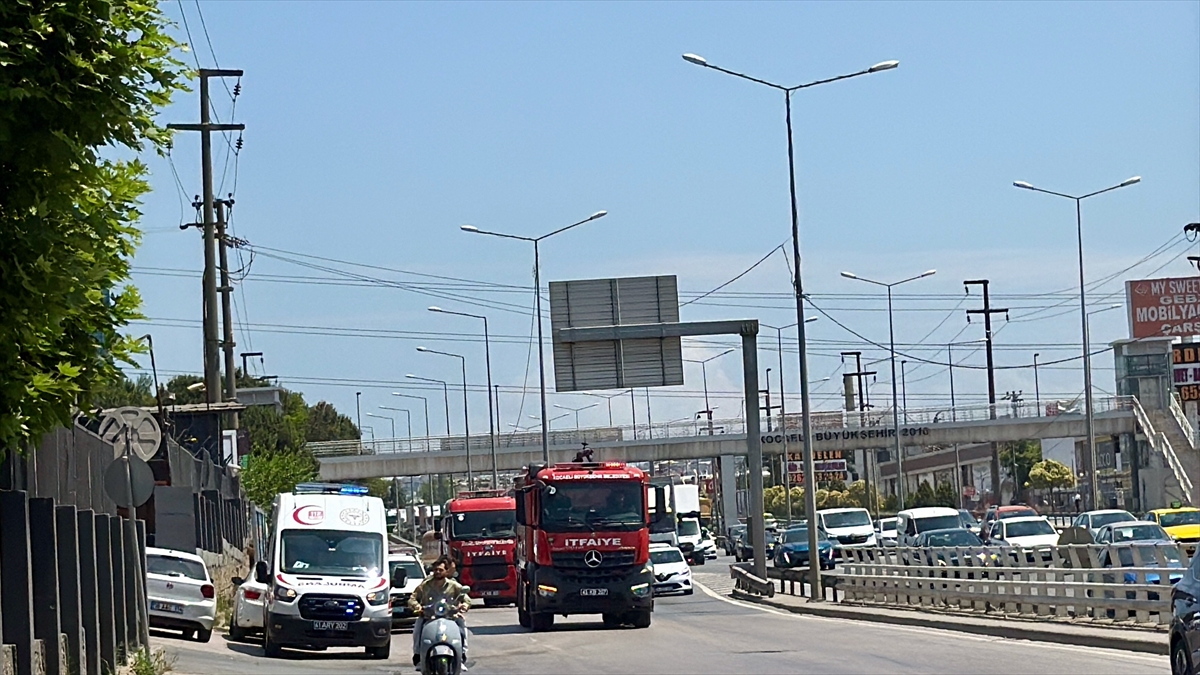 Kocaeli'de çelik döküm fabrikasında çıkan yangın söndürüldü