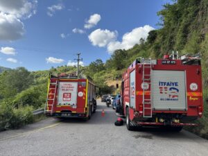 KOCAELİ (AA) – Kocaeli'de ormanlık alanda kayalıklardan düşen kadın hayatını