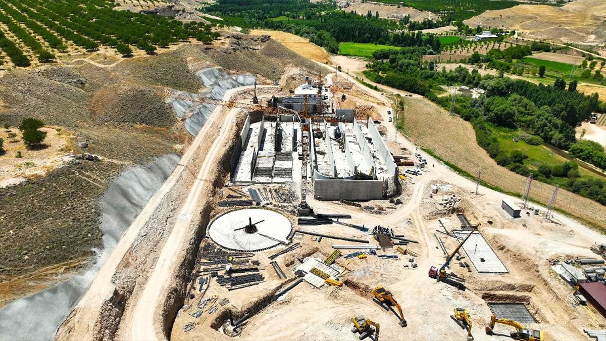 Malatya'da deprem konutlarındaki atık sular arıtılarak tarımsal sulamada kullanılacak