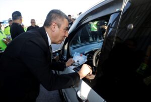 MERSİN (AA) – Mersin Valisi Atilla Toros, Kurban Bayramı için