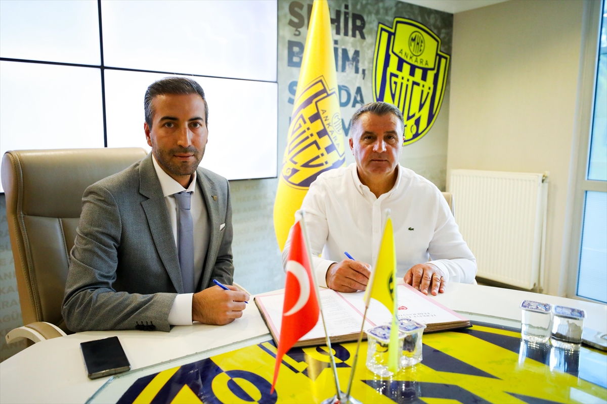 MKE Ankaragücü, Mustafa Kaplan ile devam kararı aldı
