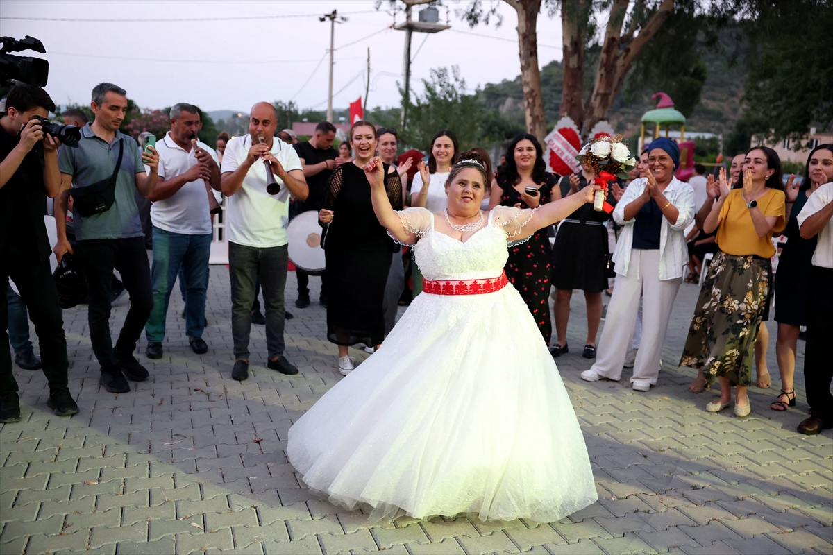 Muğla'da down sendromlu Nilay'ın düğün hayali gerçek oldu