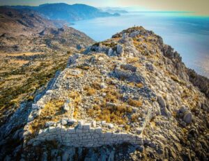 - Muğla'nın Marmaris ilçesindeki Phoenix Antik Kenti kazılarında 23 yazıt