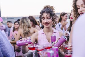 İSTANBUL (AA) – Red Bull, yaz mevsimine özel olarak sunduğu