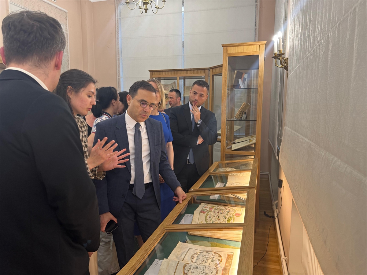 Rusya'da, Lenin Kütüphanesi'nde Osmanlı'nın ilk matbu eserleri tanıtıldı