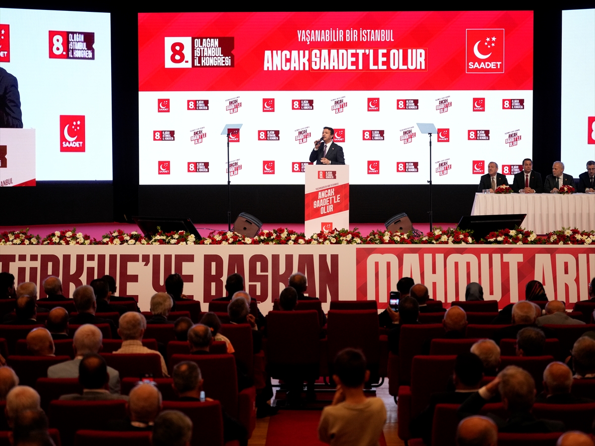 Saadet Partisinin 8. Olağan İstanbul İl Kongresi yapıldı