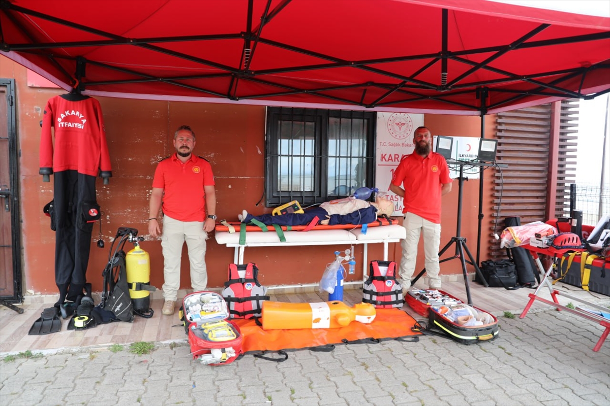 Sakarya sahillerinde cankurtaranlar göreve başladı