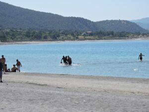 BURDUR (AA) – Burdur'un Yeşilova ilçesindeki Salda Gölü'nde boğulma tehlikesi