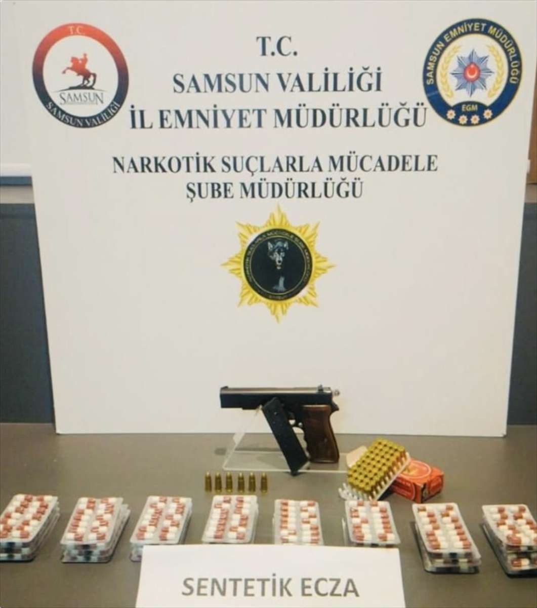 Samsun'da 6 bin 608 sentetik uyuşturucu hap ele geçirildi
