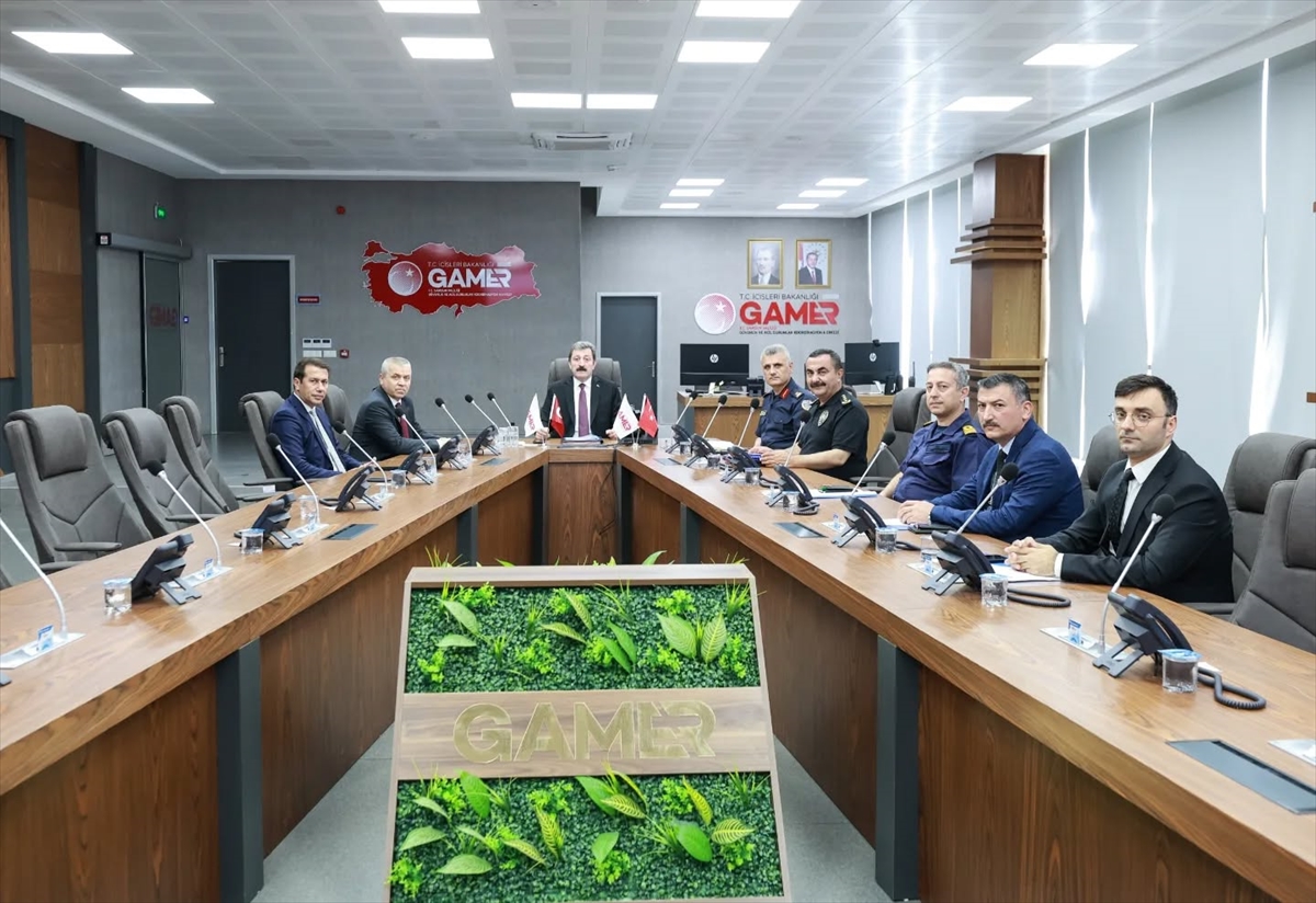 Samsun'da bazı kıyılarda denize girmek yasaklandı