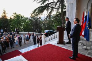 ANKARA (AA) – Slovenya'nın Ankara Büyükelçiliğince, ülkenin "Devlet Günü" vesilesiyle