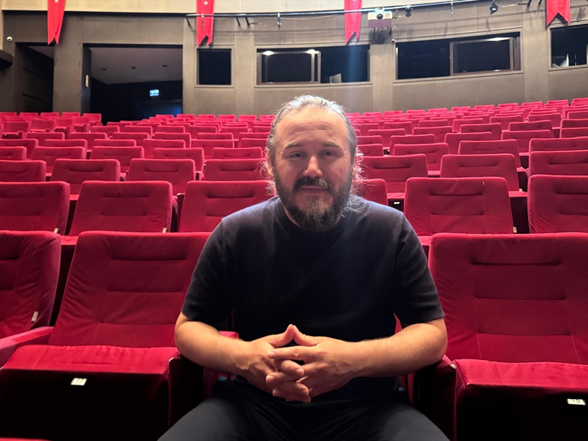 Sultanbeyli'den Türkiye'ye uzanan kent tiyatrosu kuruluyor