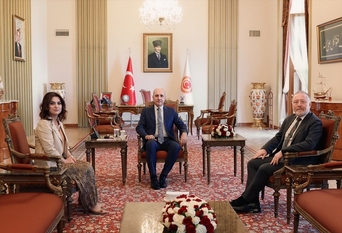 TBMM Başkanı Kurtulmuş, DEM Parti Grup Başkanvekilleri Koçyiğit ve Temelli'yi kabul etti