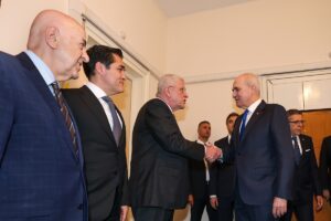 - "(Terörsüz Türkiye çalışmaları) Kamuoyunun şeffaf bir şekilde bilgilendirilmesi, önümüzdeki