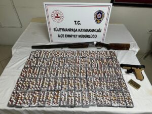 TEKİRDAĞ (AA) – Tekirdağ'da uyuşturucu operasyonlarında gözaltına alınan 9 şüpheli