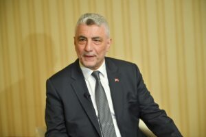 MOSKOVA (AA) – EMRE GÜRKAN ABAY – Ticaret Bakanı Ömer