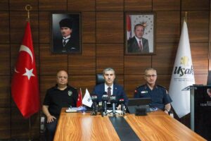 UŞAK (AA) – Uşak Valisi Naci Aktaş, kent genelinde 70