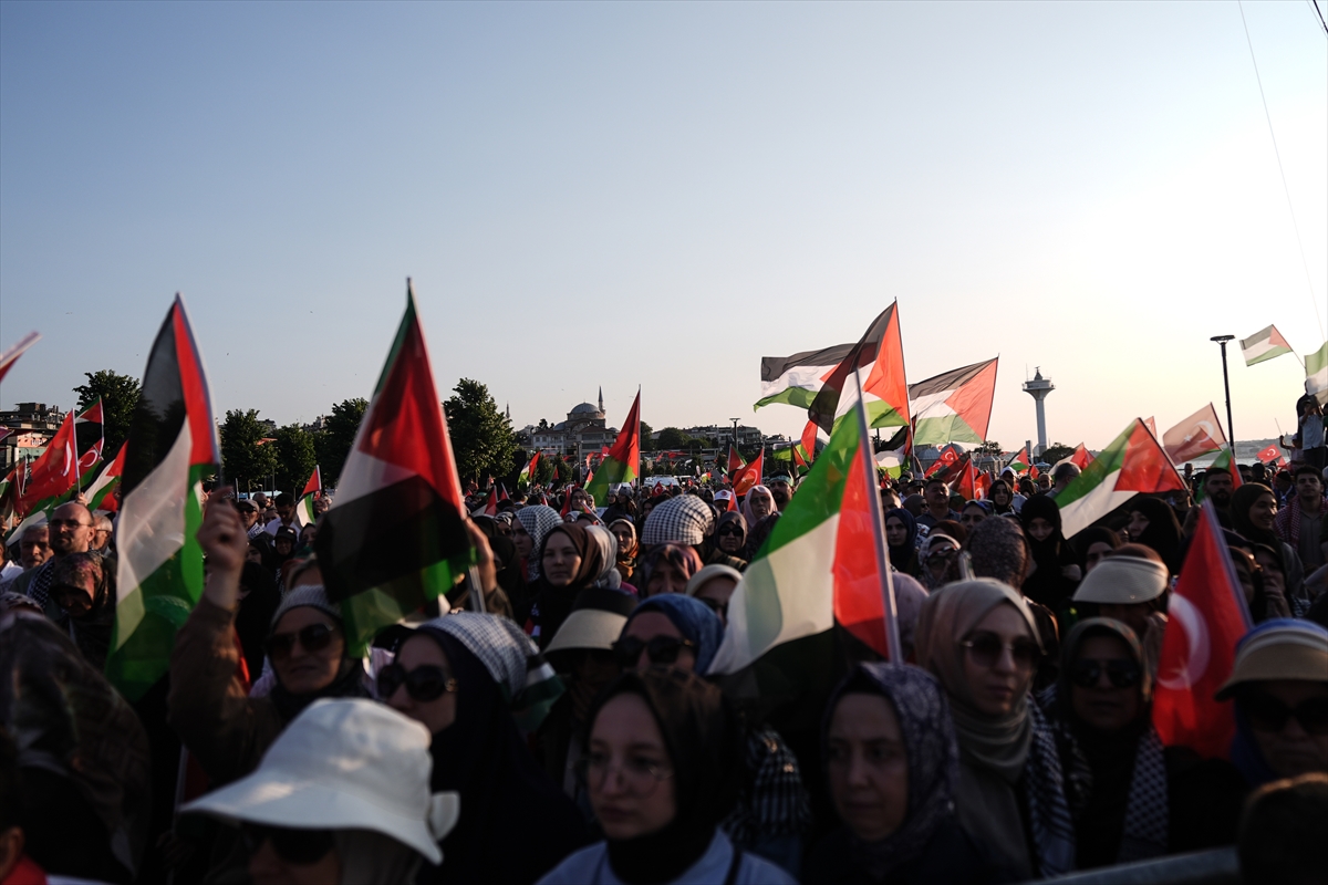 Üsküdar'da “Özgür Gazze Mitingi” düzenlendi