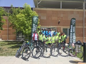 HAKKARİ (AA) – Van ve Hakkari'de Yeşilay tarafından "Sağlıklı yaşamın