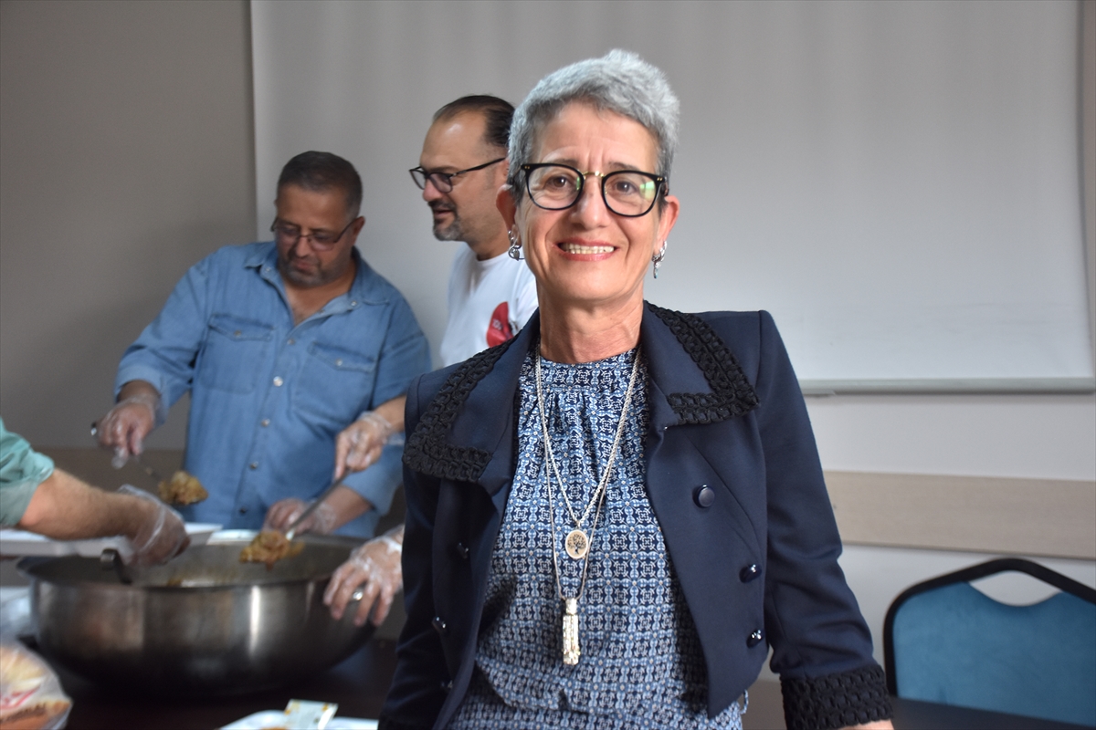 Van'da tedavi gören hastalar bayramda yalnız bırakılmadı