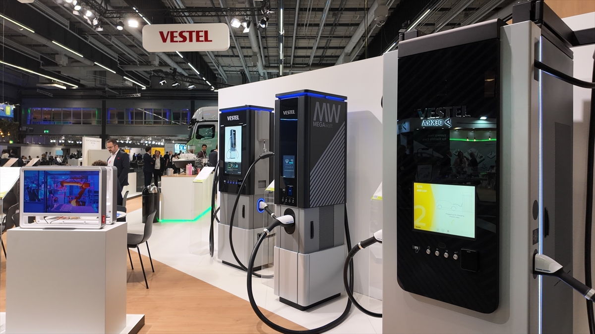 Vestel Mobilite, geniş ürün yelpazesini EVS 38 fuarında tanıttı