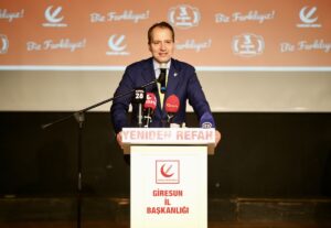 GİRESUN (AA) – Yeniden Refah Partisi Genel Başkanı Fatih Erbakan,