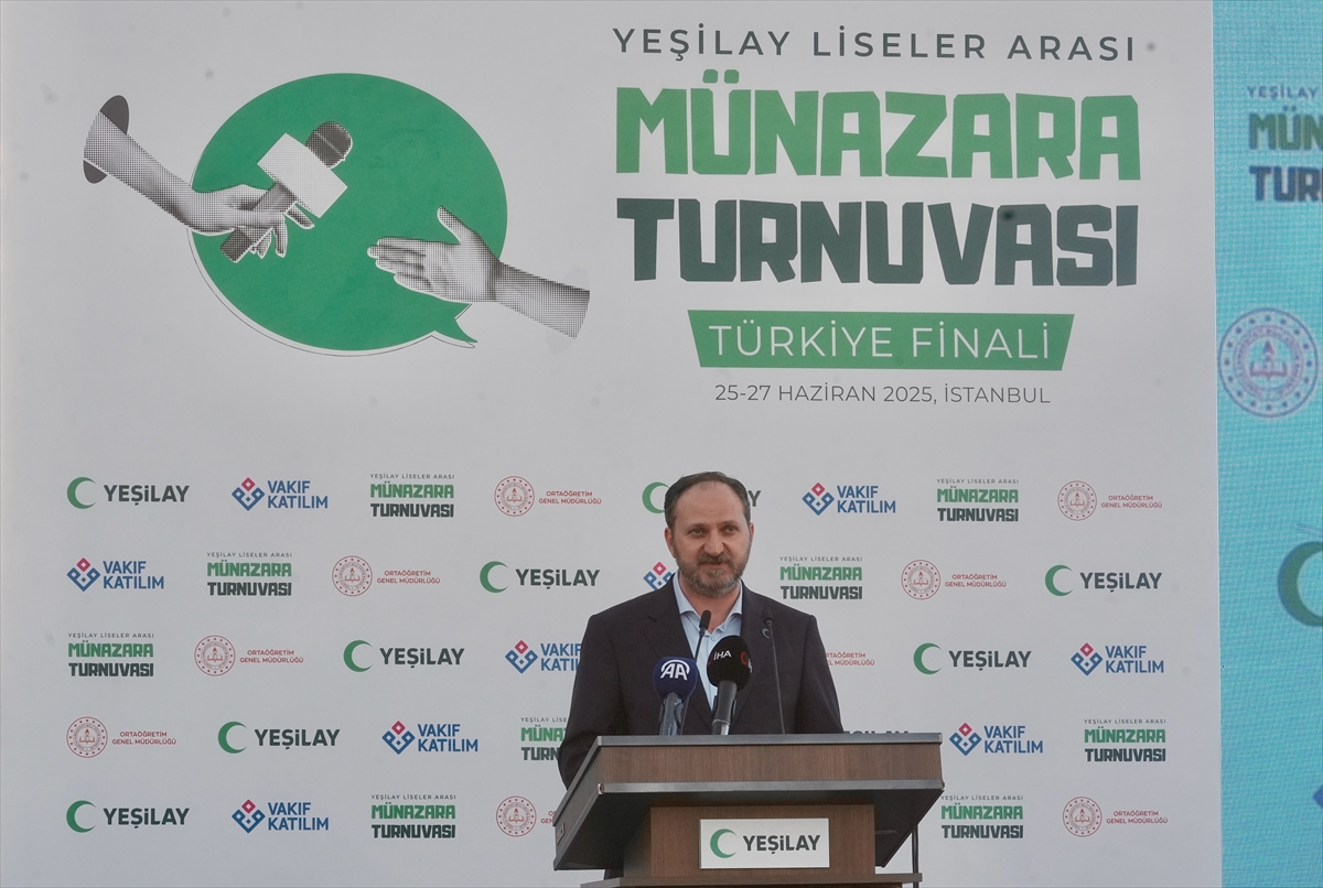 Yeşilay Liseler Arası Münazara Turnuvası'nın Türkiye finali yapıldı