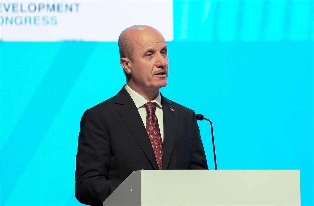 YÖK Başkanı Erol Özvar, Küresel Sürdürülebilir Kalkınma Kongresi'nin açılışında konuştu: