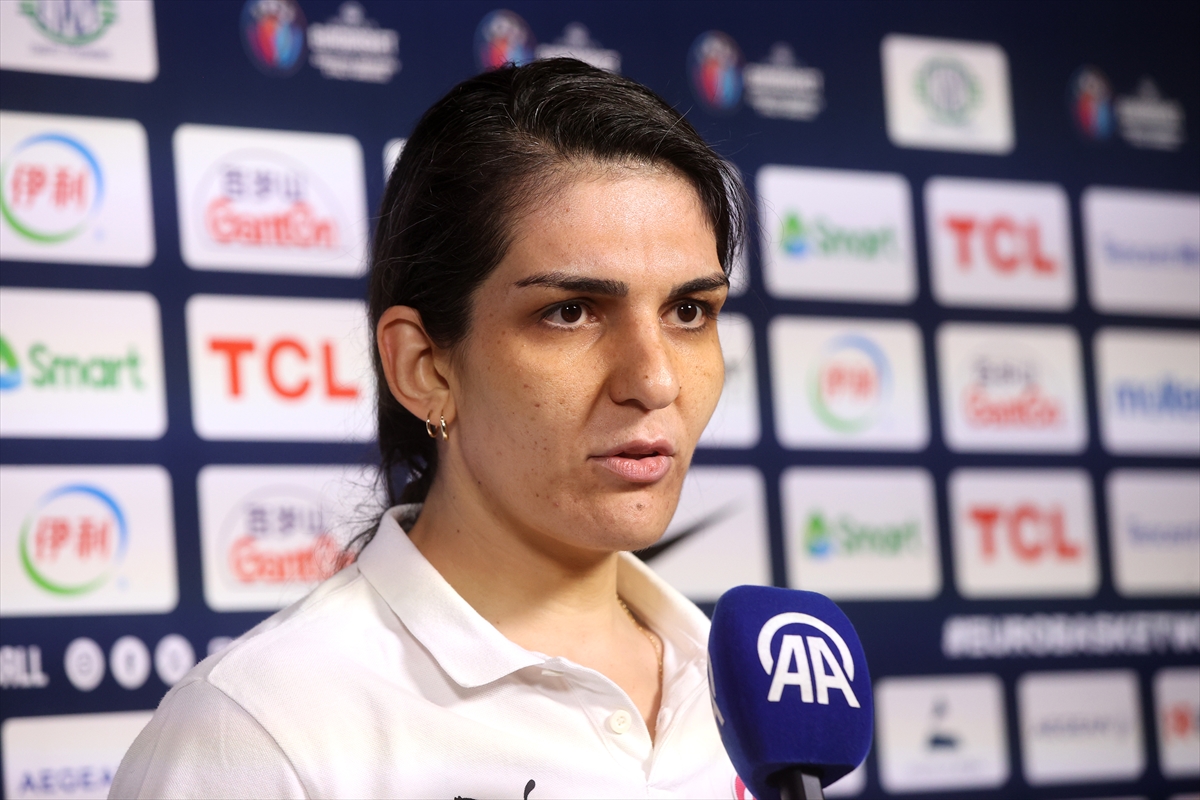 Milli basketbolcu Pelin Bilgiç, Türk halkına Yunanistan galibiyeti hediye etmek istiyor: