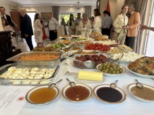 ATİNA (AA) – Yunanistan'ın başkenti Atina'da, Türkiye'nin Atina-Pire Başkonsolosluğu, geleneksel